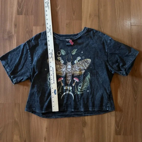 NWT Thorn & Fable Death 💀 Moth Mushrooms Mineral Wash cropped T-Shirt size S - Picture 3 of 6